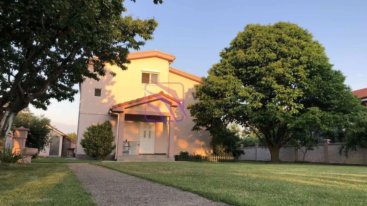 Izdavanje, kuća, 350m², Donji Kokoti, Podgorica