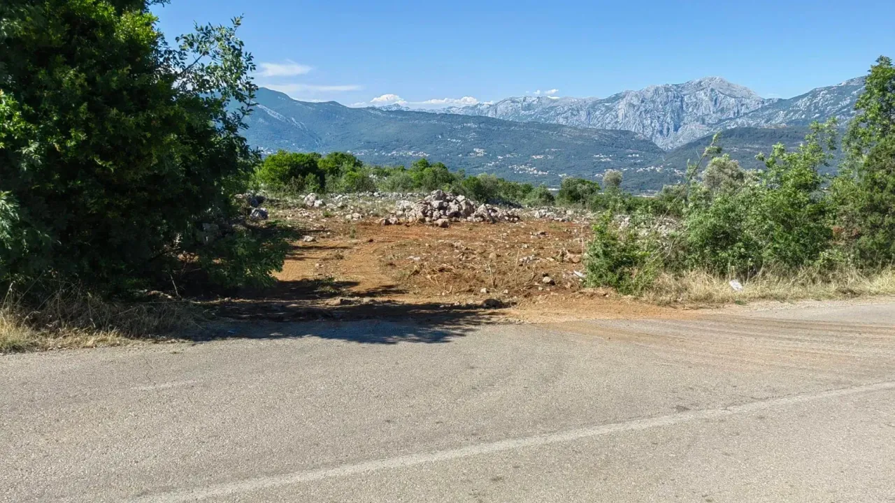 Prodaja, plac, 1468m², Kotor, Crna Gora