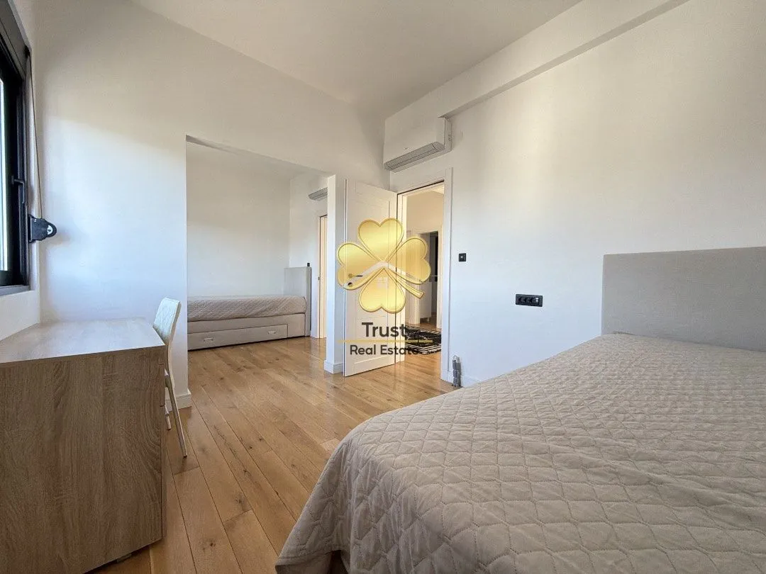 Prodaja, stan, 270m², Gornja Gorica, Podgorica