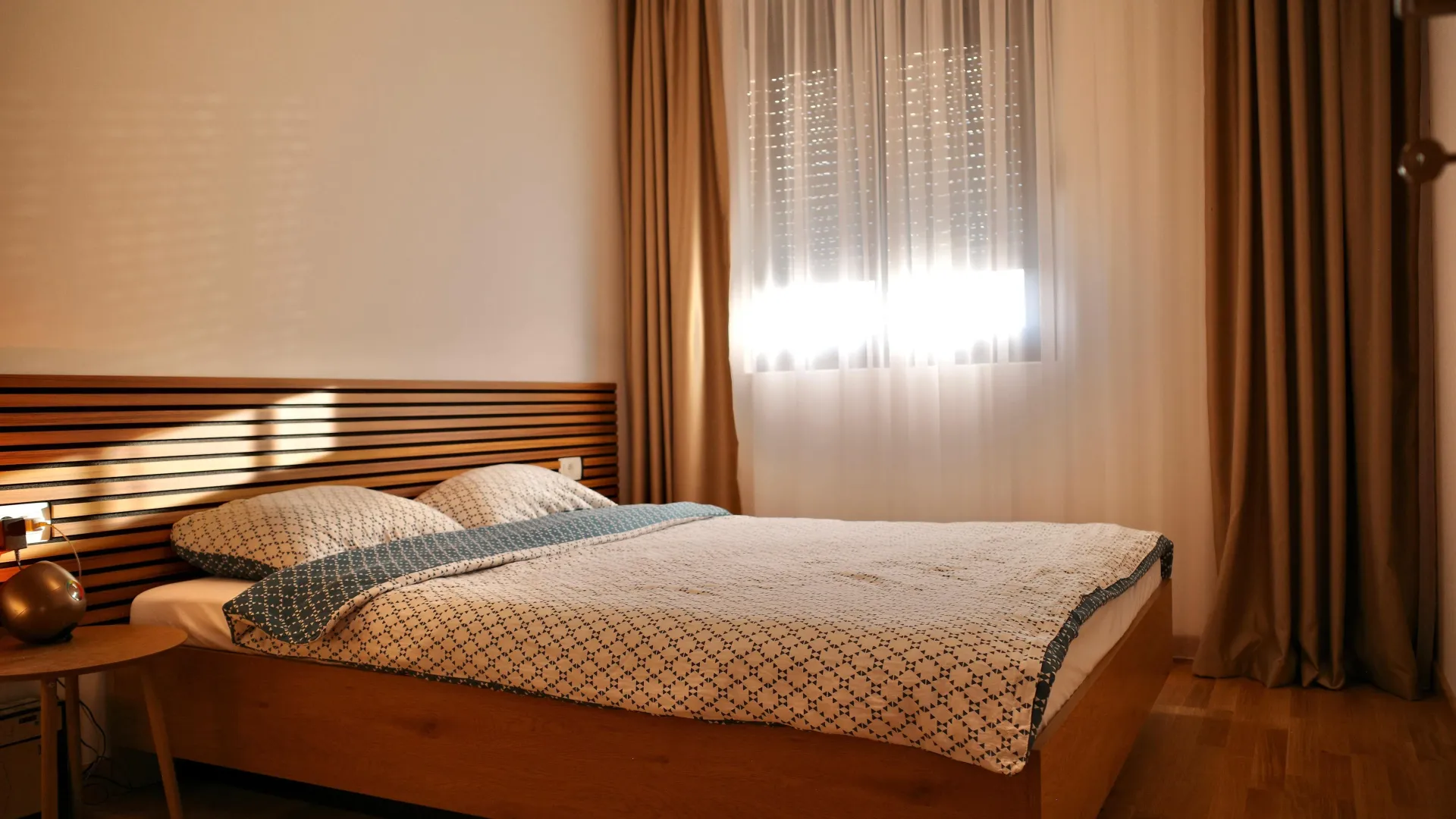Izdavanje, jednosoban stan, 42m², Tološi, Podgorica