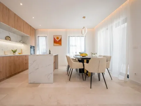 Sale, house, 250m², Mrčevac, Tivat - image 12