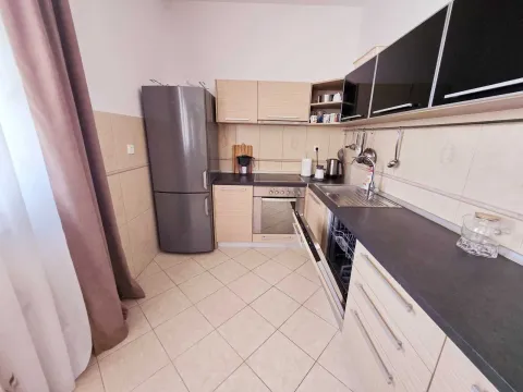 Rent, three bedroom apartment, 101m², Centar, Bar - image 5