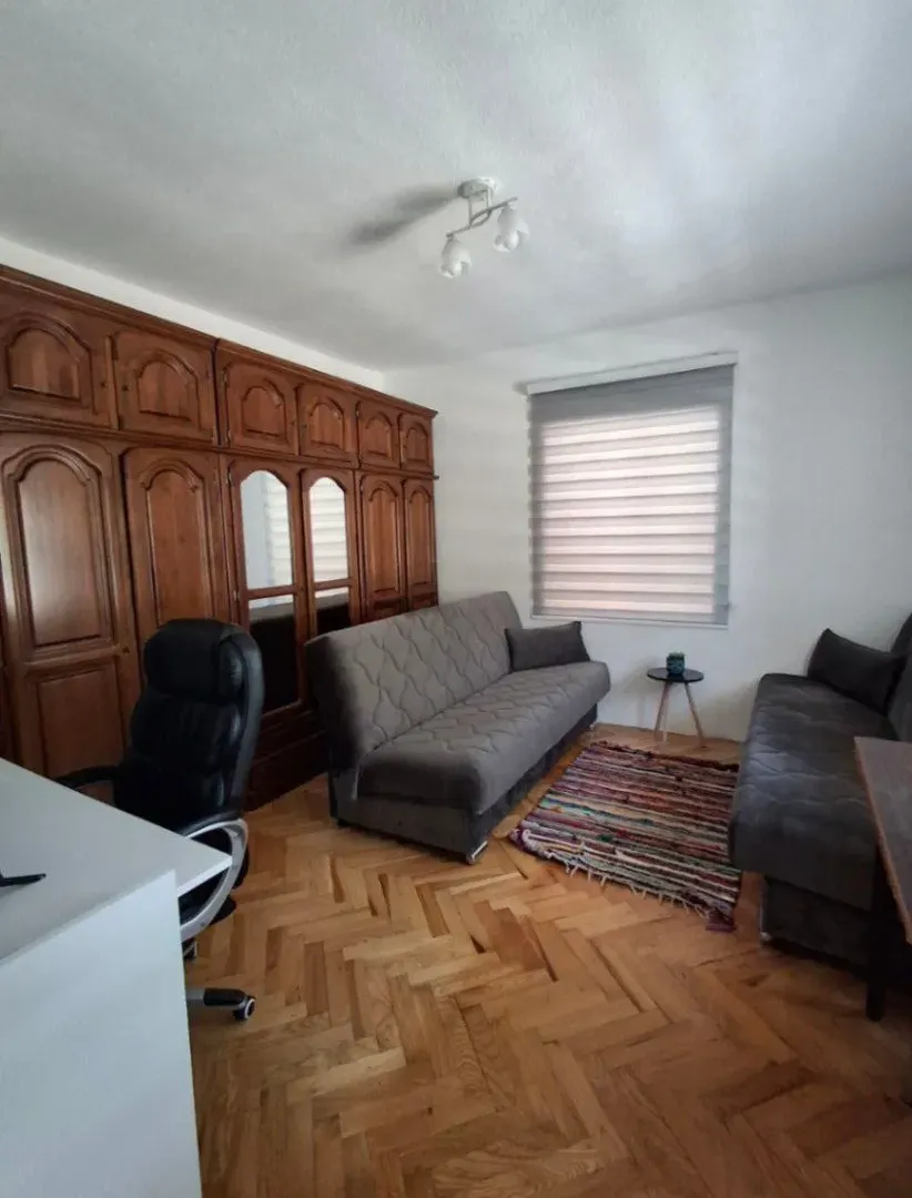 Izdavanje, garsonjera, 30m², Drac, Podgorica