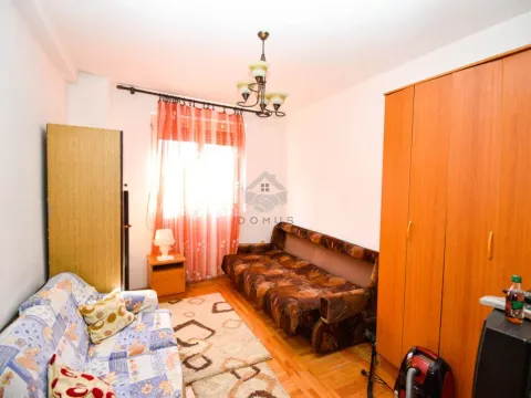Prodaja, kuća, 250m², Podgorica, Crna Gora - image 28