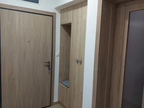 Izdavanje, dvosoban stan, 70m², Master Kvart, Podgorica - image 4