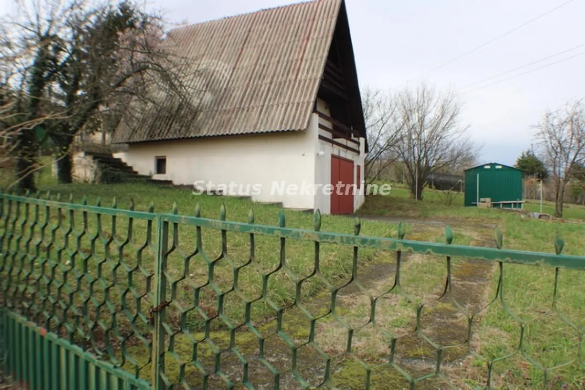 Prodaja, kuća, 111m², Sremska Kamenica, Petrovaradin