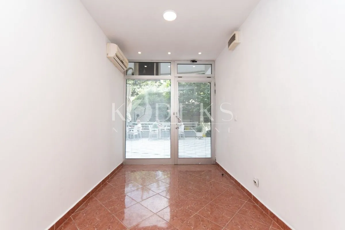 Rent, office space, 11m², Pobrežje, Podgorica