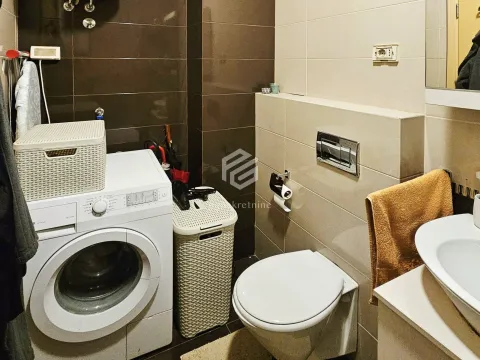 Prodaja, jednosoban stan, 52m², Blok 6, Podgorica - image 12