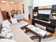 Izdavanje, dvosoban stan, 50m², Budva, Crna Gora - image 13