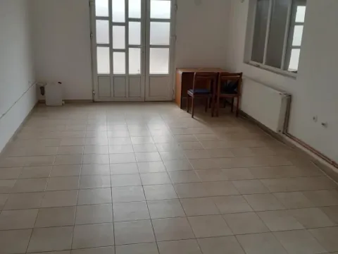 Poslovni prostor in Veternik