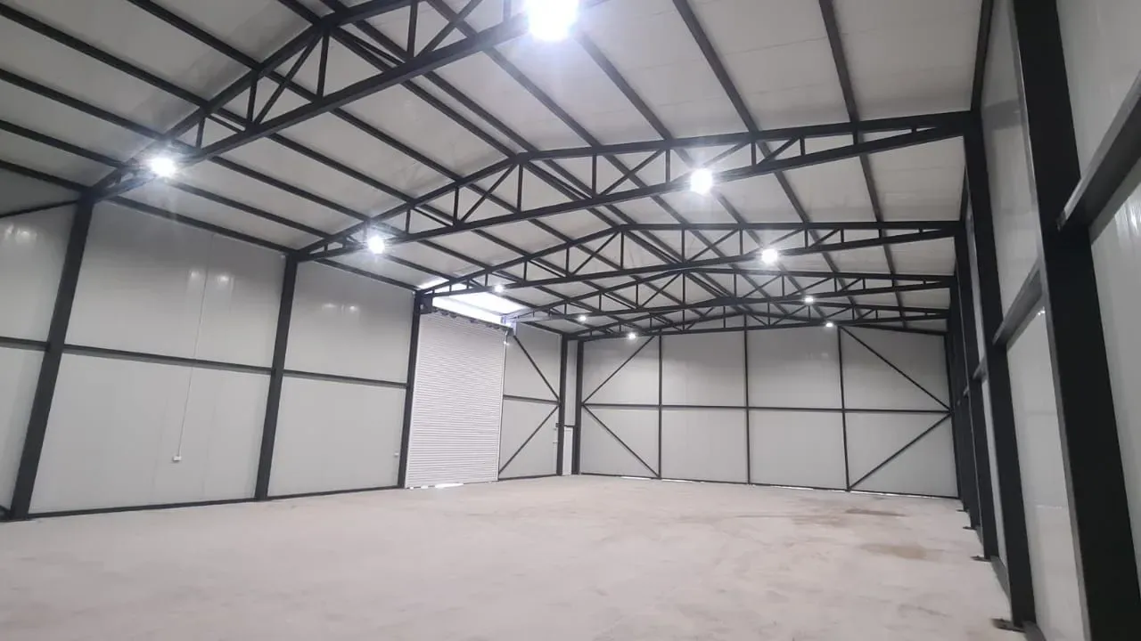 Izdavanje, poslovni prostor, 450m², Radanovići, Kotor