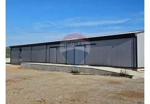 Prodaja, poslovni prostor, 600m², Donji Kokoti, Podgorica - image 4