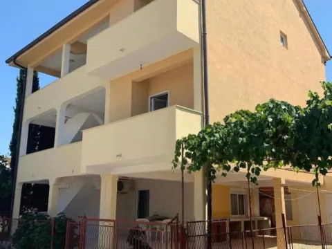 Kuća in Donji Štoj