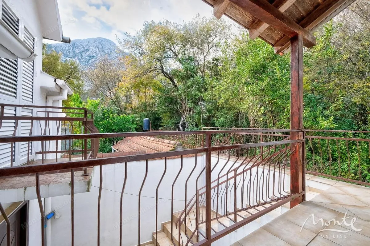Prodaja, kuća, 67m², Orahovac, Kotor
