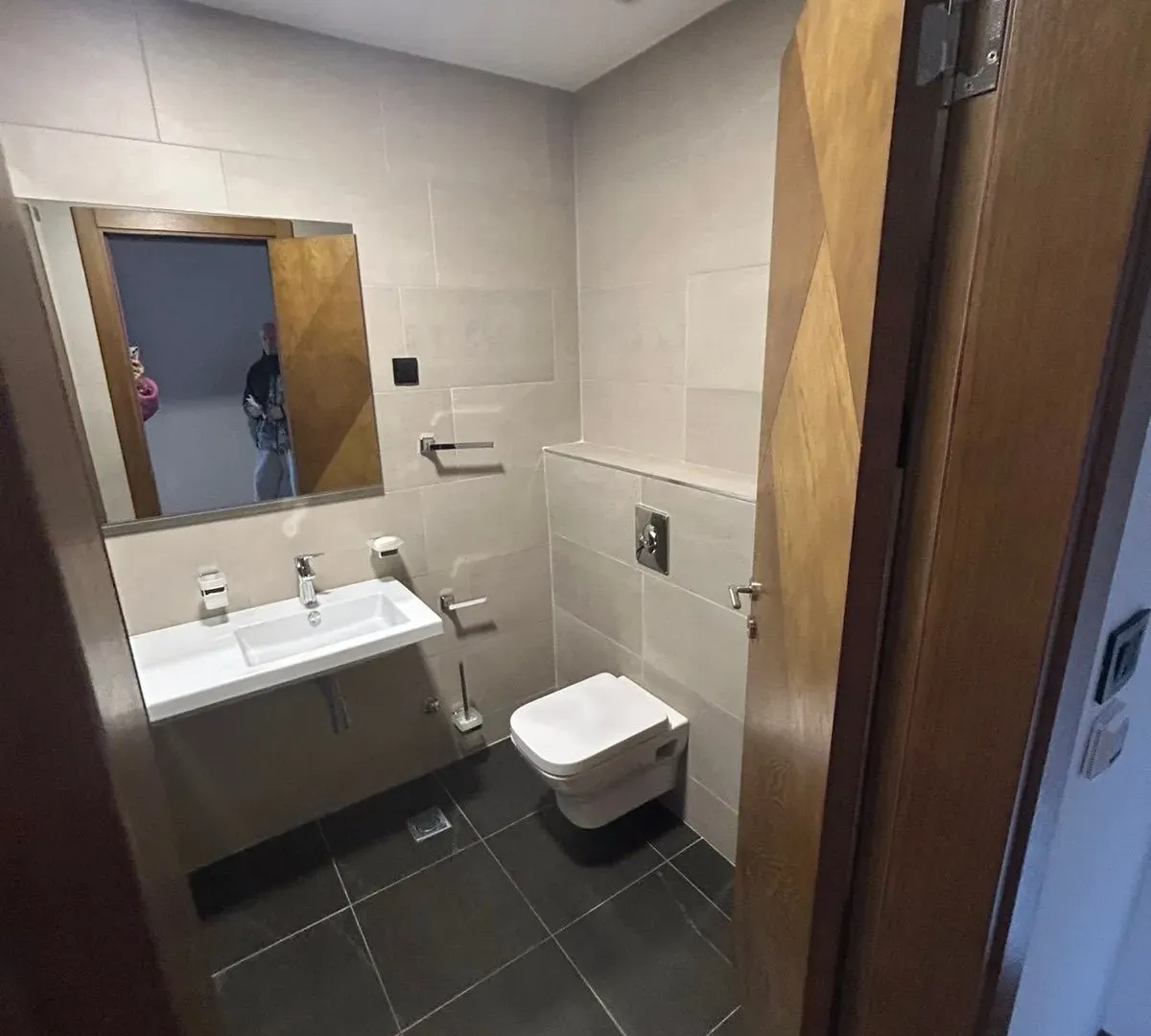 Izdavanje, jednosoban stan, 49m², Ljubović, Podgorica