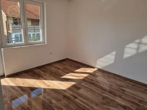 Prodaja, trosoban stan, 88m², Medijana, Niš - image 2