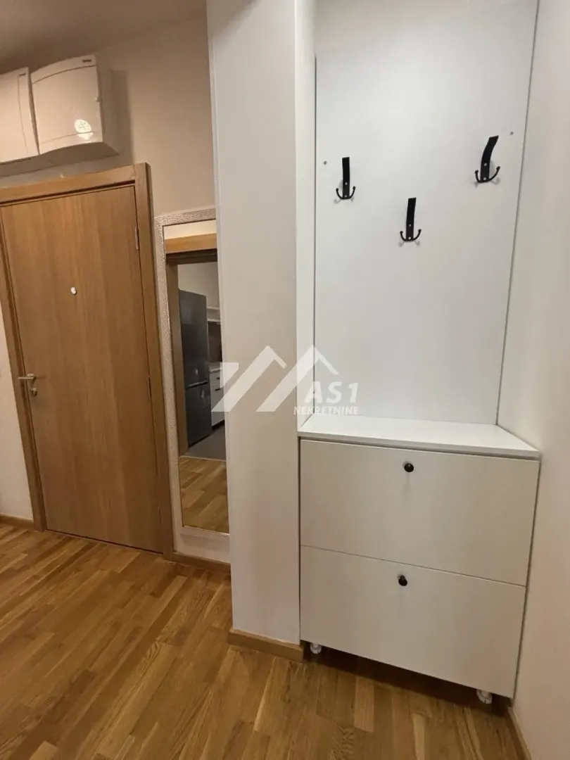 Izdavanje, dvosoban stan, 56m², Jugovićevo, Novi Sad Sve Podlokacije