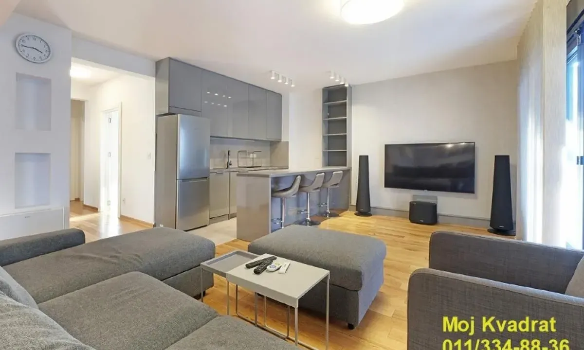 Prodaja, četvorosoban stan, 90m², Zvezdarska Šuma, Zvezdara Sve Podlokacije