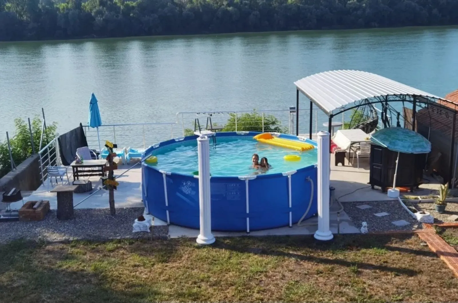 Prodaja, kuća, 150m², Vladimirci, Srbija