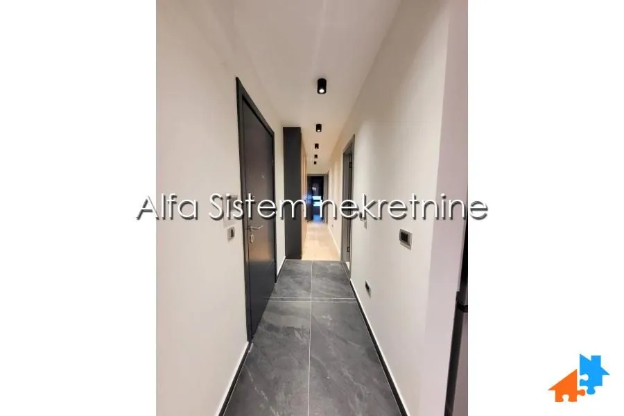 Izdavanje, trosoban stan, 90m², Uciteljsko Naselje, Zvezdara Sve Podlokacije