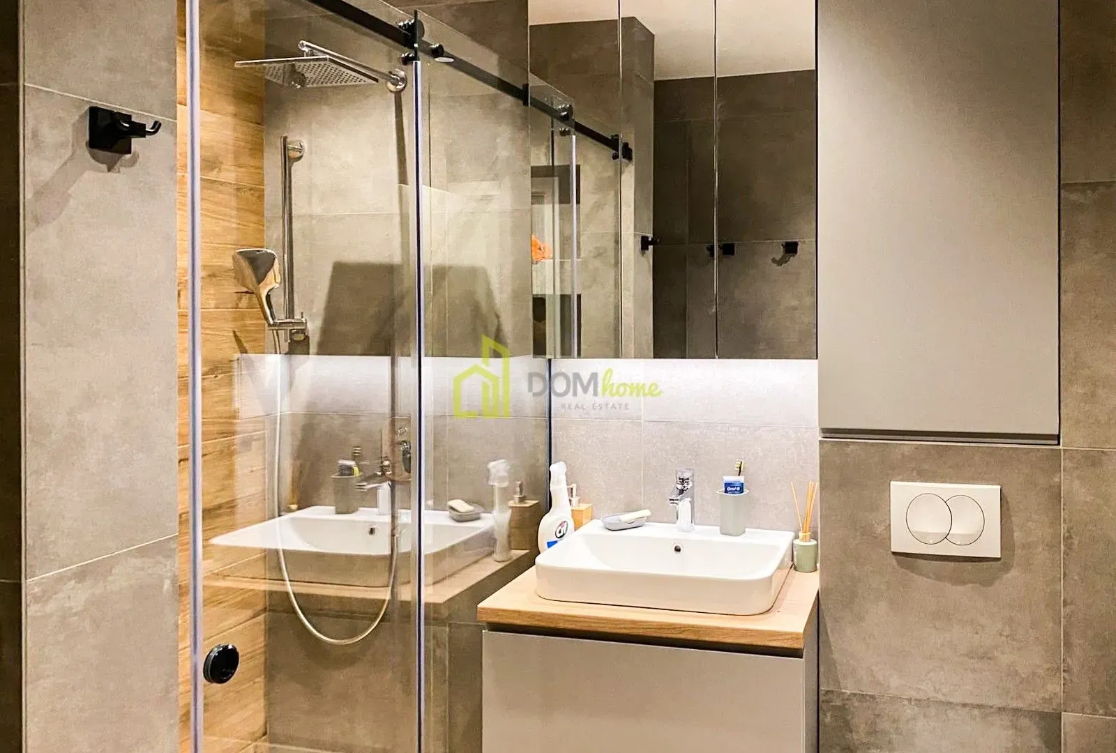 Rent, two bedroom apartment, 120m², Centar, Podgorica