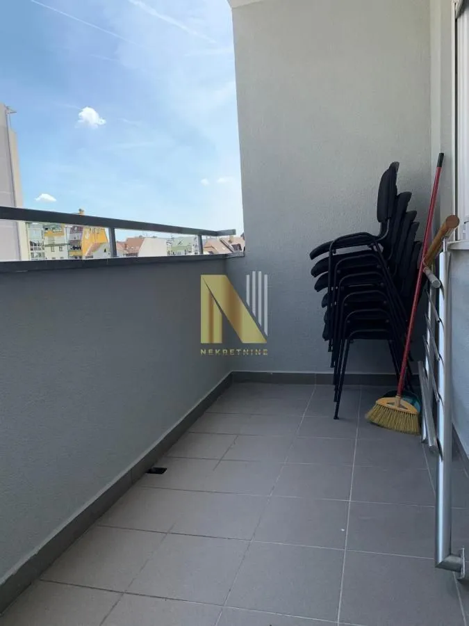Rent, office space, 86m², Grbavica, Novi Sad Sve Podlokacije