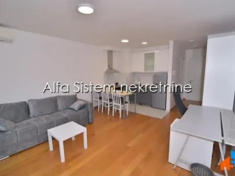 Izdavanje, jednosoban stan, 33m², Neimar, Vračar Sve Podlokacije - image 4