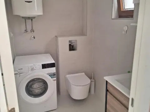 Rent, two bedroom apartment, 82m², Donja Lastva, Tivat - image 2