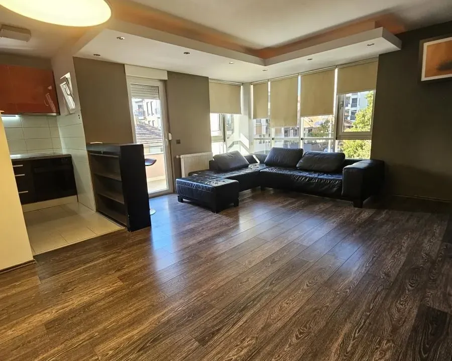 Sale, two bedroom apartment, 76m², Centar, Kragujevac