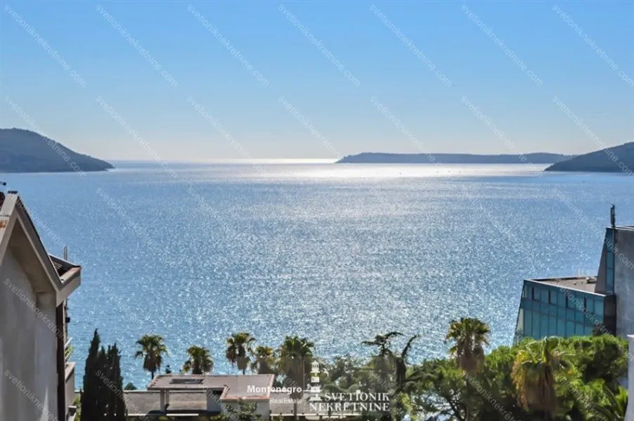Prodaja, kuća, 200m², Savina, Herceg Novi