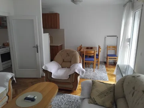 Rent, two bedroom apartment, 70m², Preko Morače, Podgorica - image 5