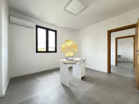 Izdavanje, plac, 120m², Centar, Podgorica - image 8