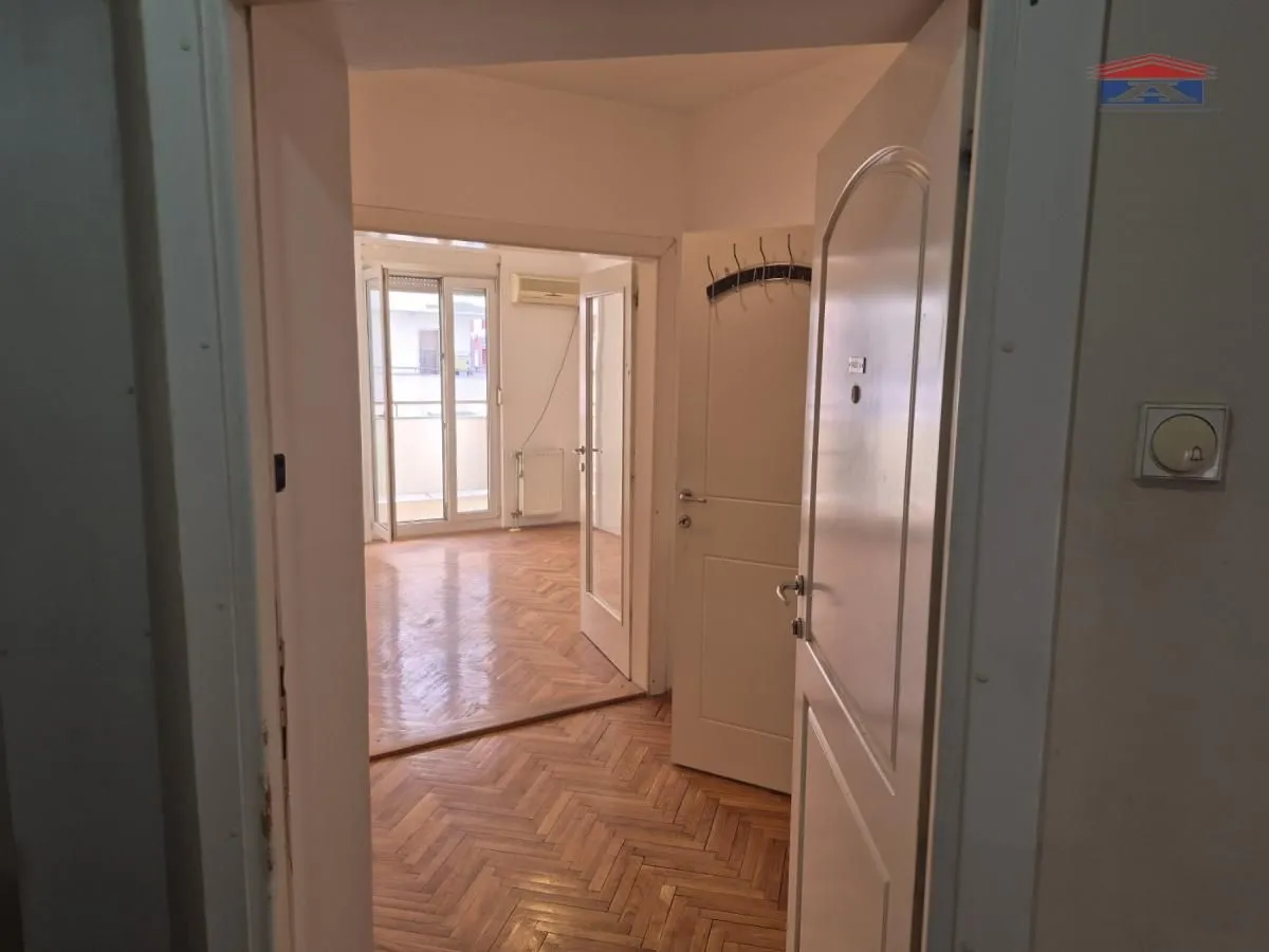 Izdavanje, jednosoban stan, 36m², Grbavica, Novi Sad Sve Podlokacije