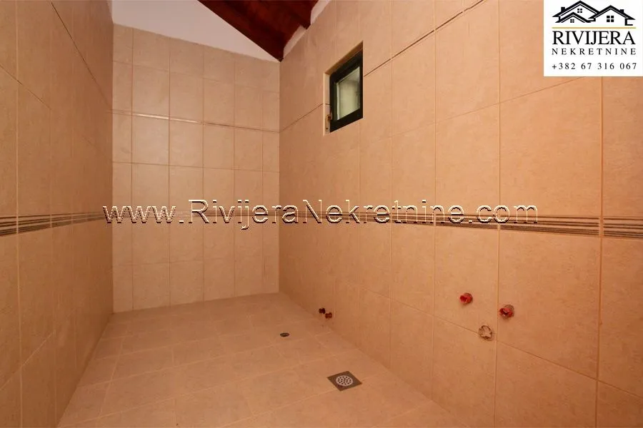 Prodaja, kuća, 219m², Đenovići, Herceg Novi
