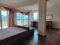 Izdavanje, kuća, 300m², Radovići, Tivat - image 5