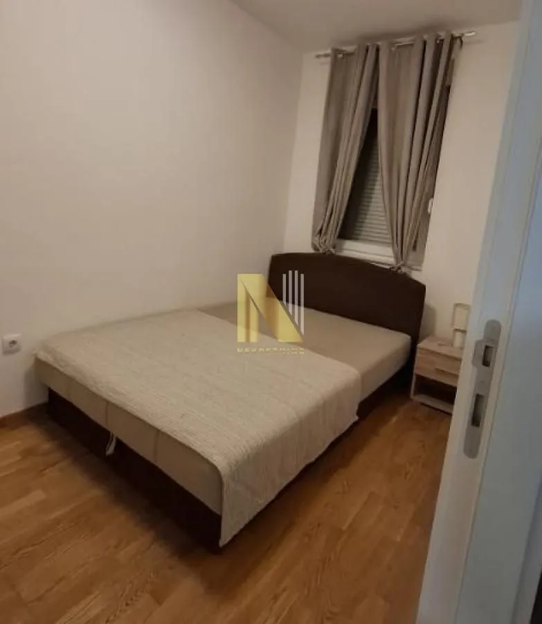 Izdavanje, jednosoban stan, 38m², Rotkvarija, Novi Sad Sve Podlokacije