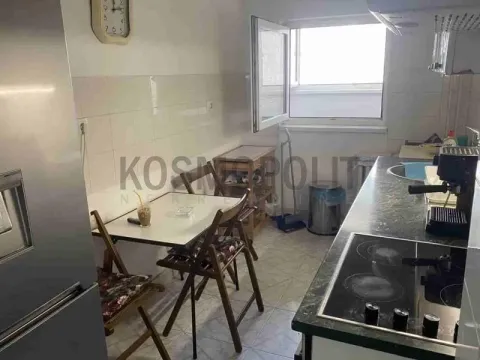 Prodaja, stan, 111m², Skojevsko Naselje, Beograd - image 2