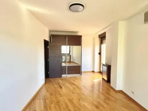 Izdavanje, stan, 111m², Vračar Hram, Vračar Sve Podlokacije - image 8