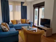 Rent, one bedroom apartment, 55m², Bulevar, Budva - image 1