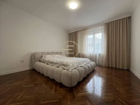 Prodaja, trosoban stan, 78m², Centar, Novi Sad - image 11