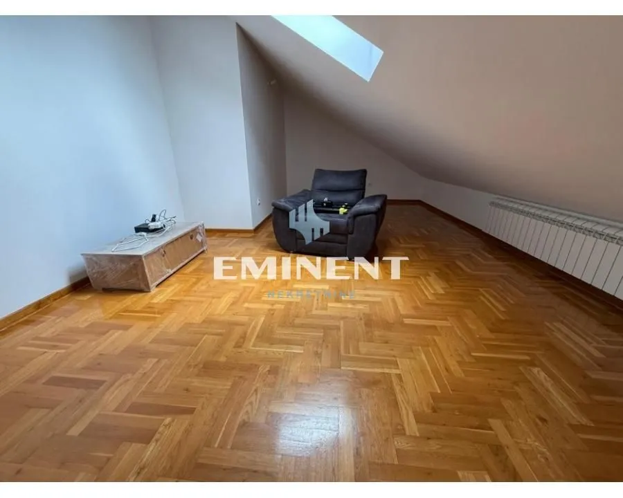 Rent, apartment, 126m², Zemun Sve Podlokacije, Beograd