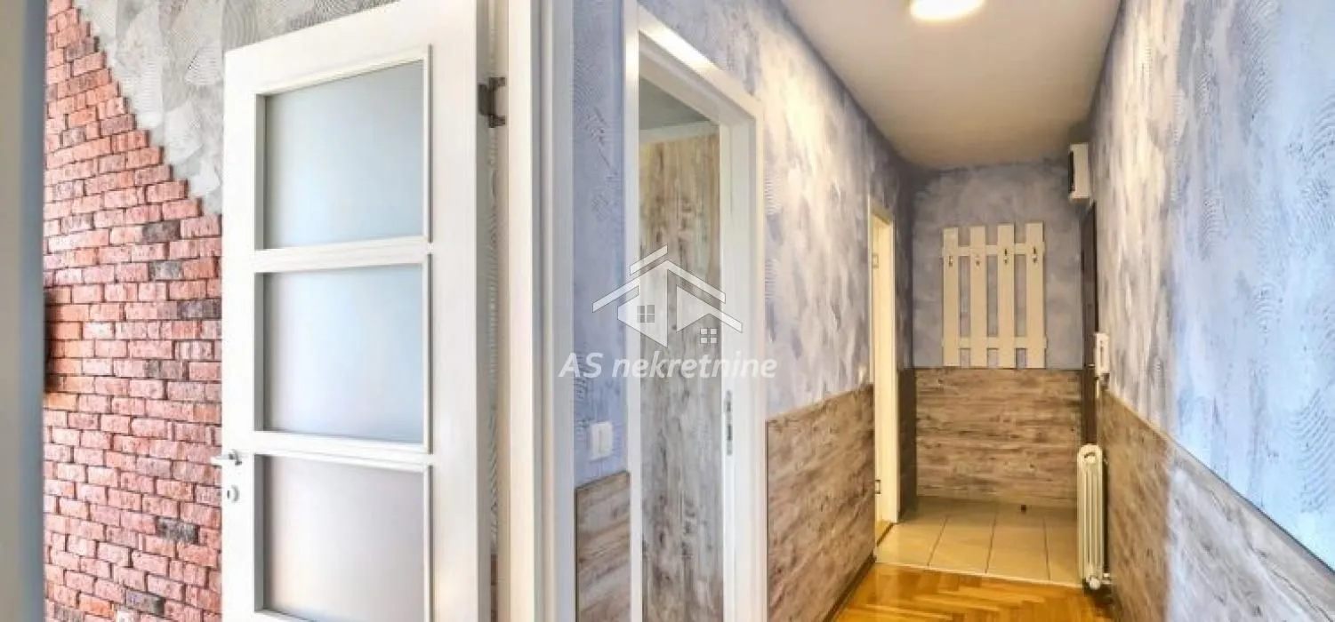 Rent, two bedroom apartment, 58m², Stari Grad, Beograd