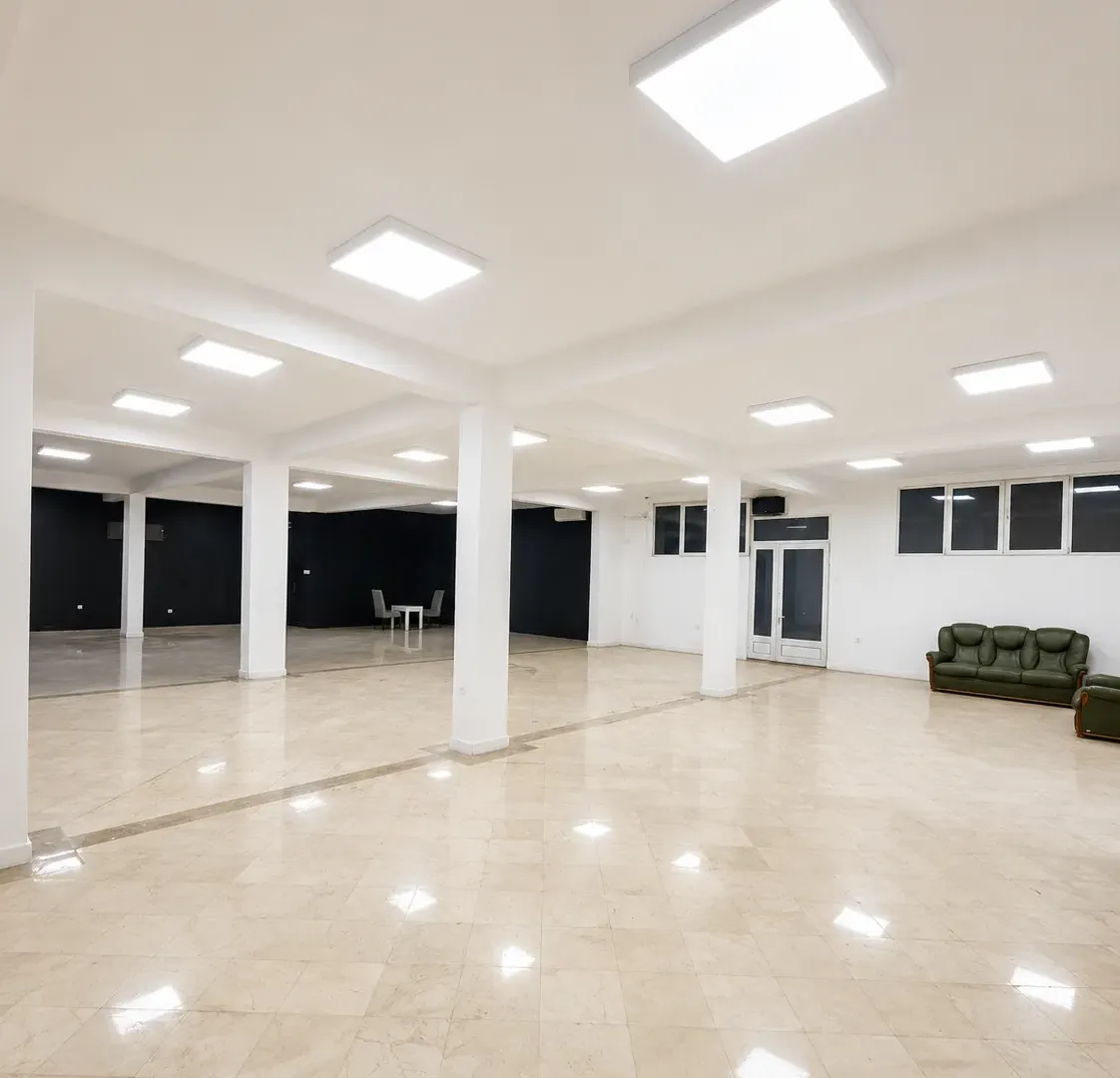 Rent, office space, 220m², Centar, Podgorica