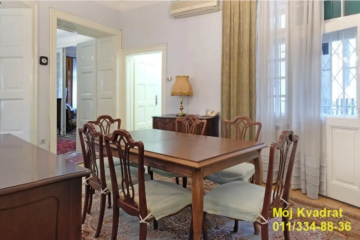 Sale, four bedroom apartment, 121m², Stari Grad, Beograd