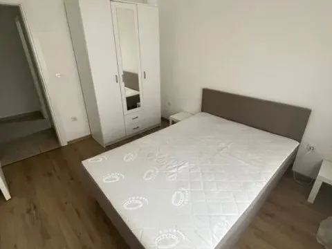 Izdavanje, jednosoban stan, 42m², Dalmatinska ulica, Podgorica - image 8