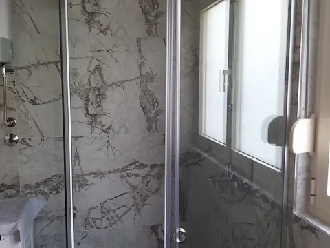 Rent, one bedroom apartment, 38m², Budva okolina, Budva - image 7
