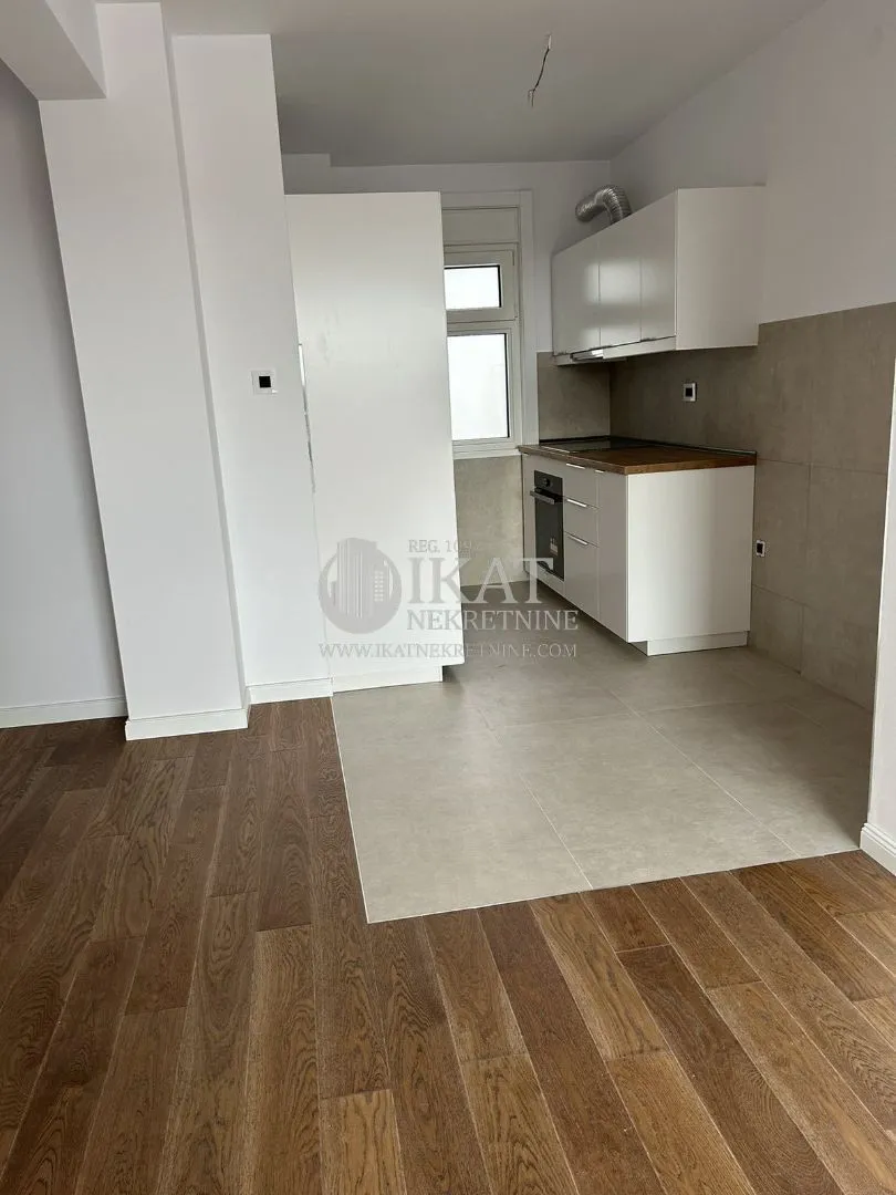 Sale, three bedroom apartment, 71m², Čubura, Beograd