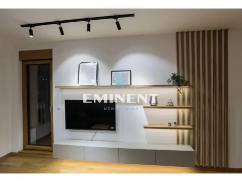 Izdavanje, dvosoban stan, 48m², Novi Beograd Blok 65, Novi Beograd Sve Podlokacije - image 2