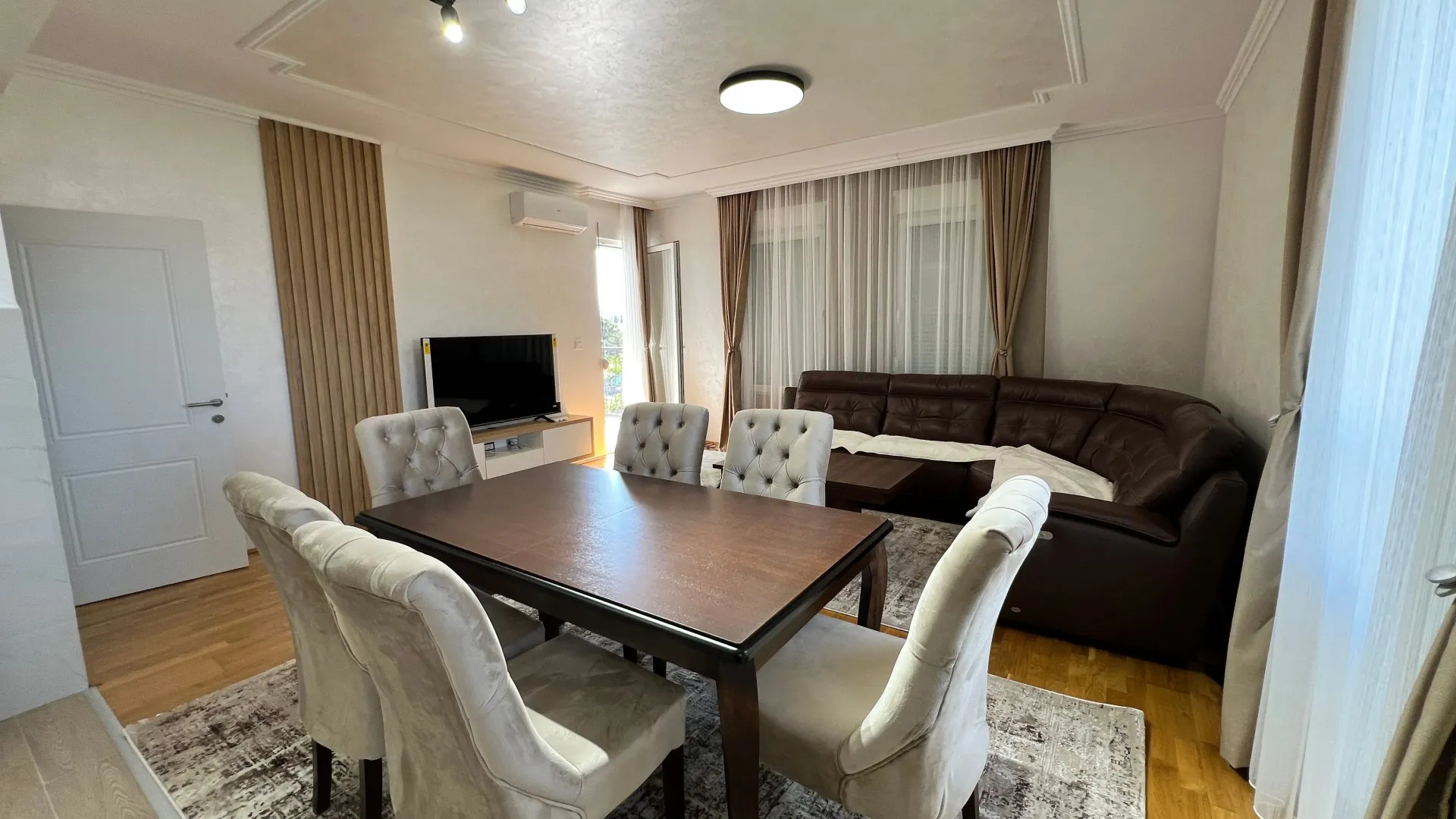 Rent, two bedroom apartment, 70m², City Kvart, Podgorica