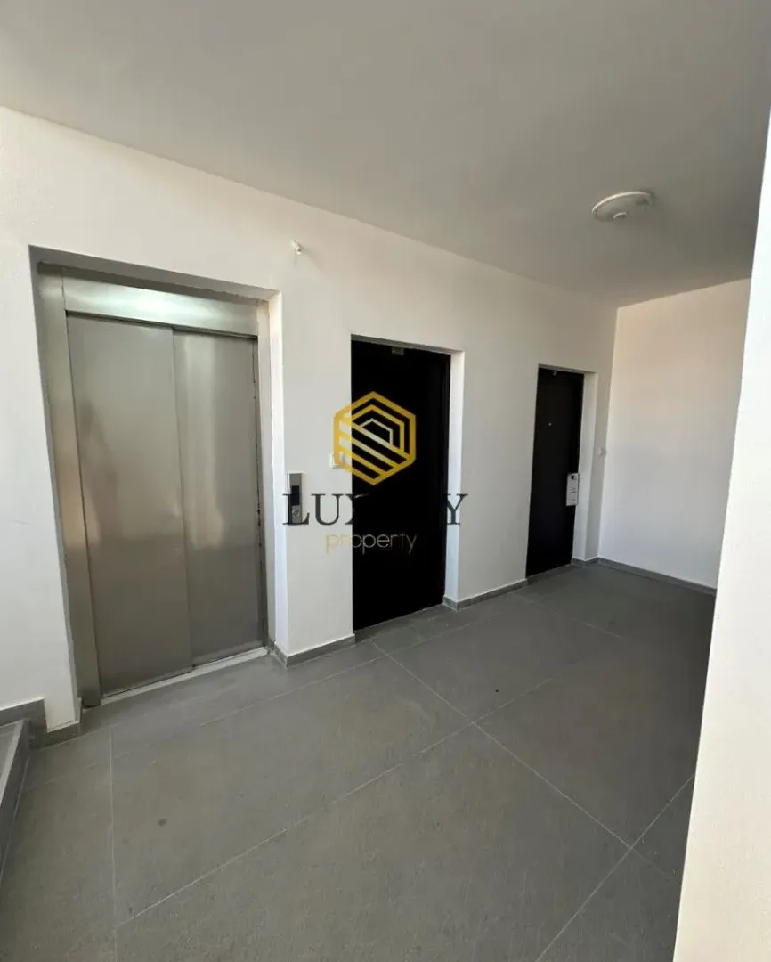 Prodaja, jednosoban stan, 38m², Kod Big Fashion-a, Podgorica